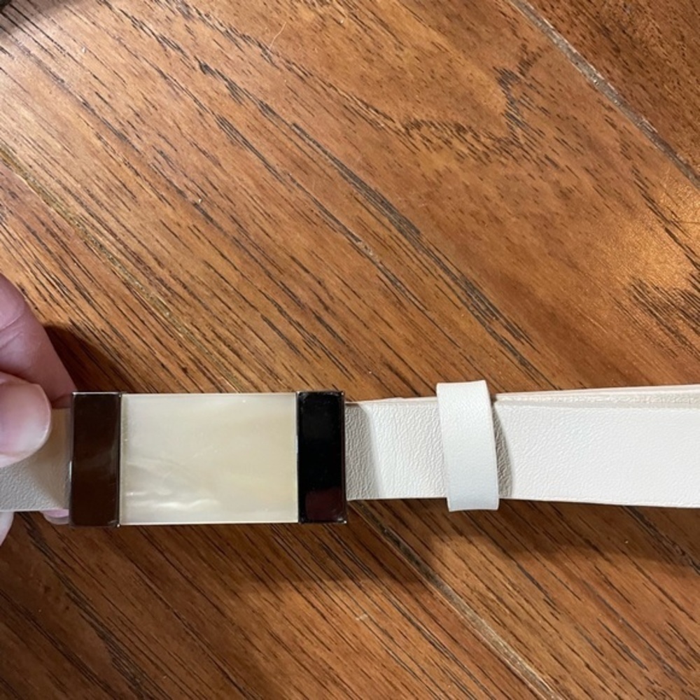 Tanner slim leather belt